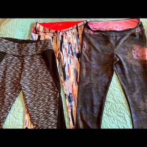 Set of 3 Patterned yoga capris